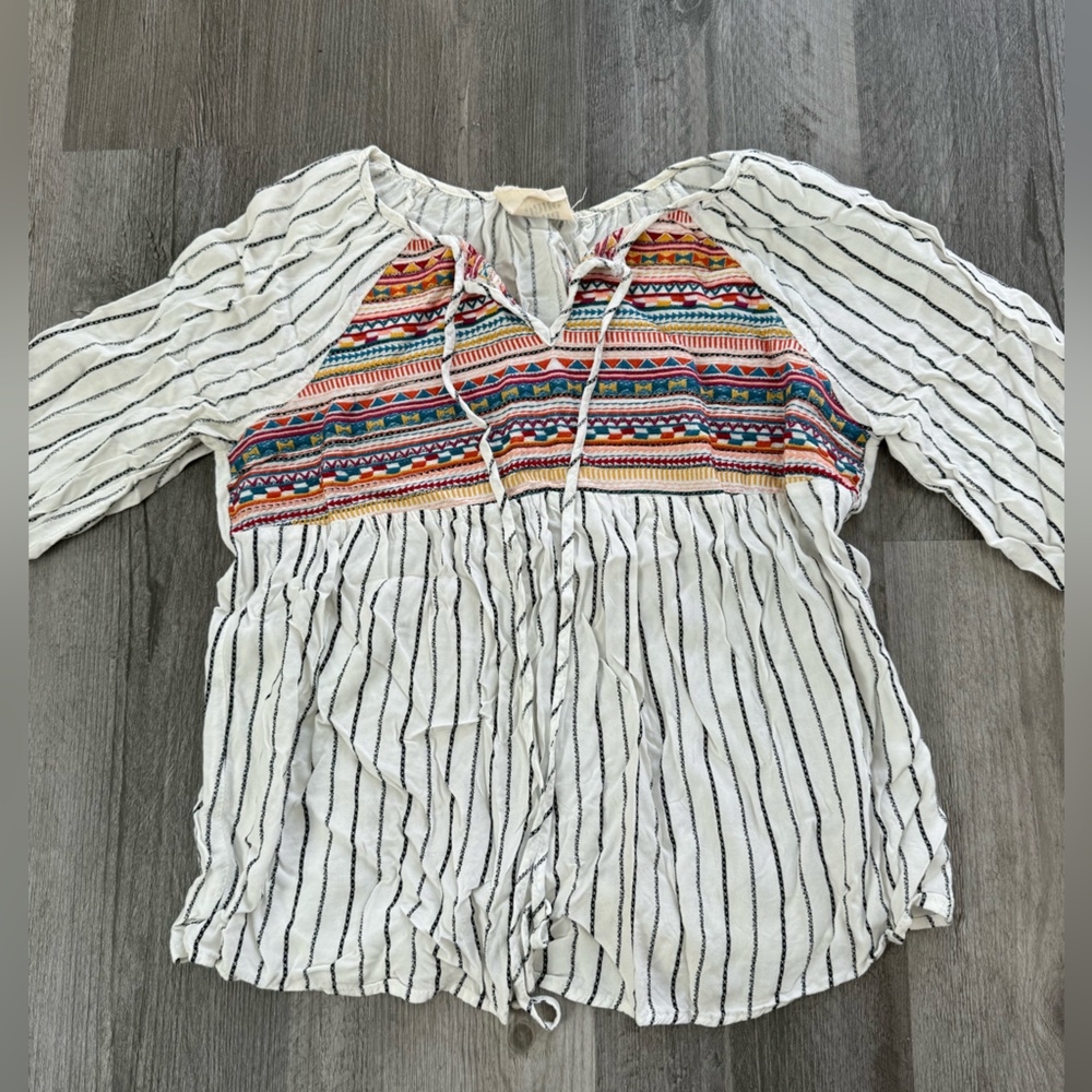 Savanna Jane Long Sleeve Striped Blouse Top Flowy Embroidered Aztec Size Small